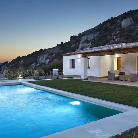 Luxury Villa Green Villa Olbia