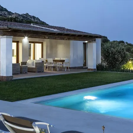 Luxury Villa Green *